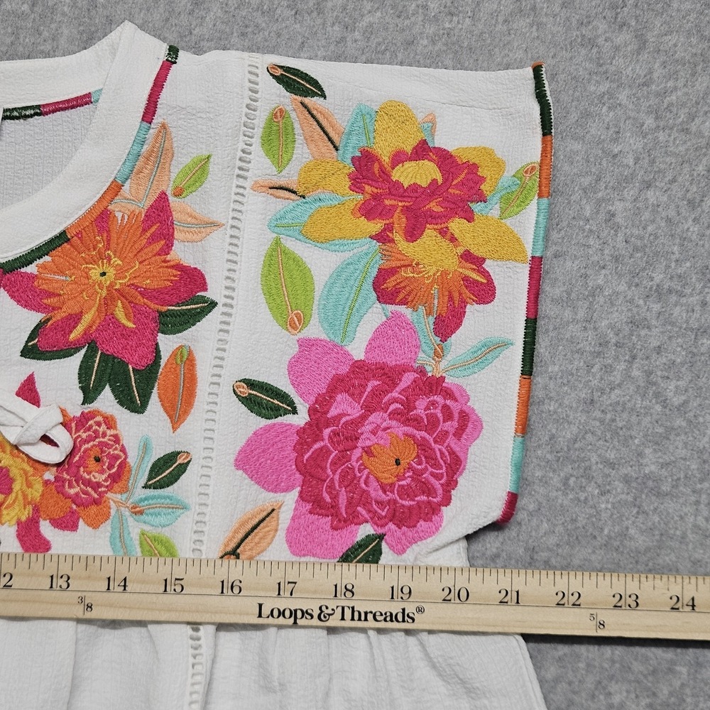 THML Floral Embroidered Tassel Tie Top Women's NWT Small - Picture 10 of 16